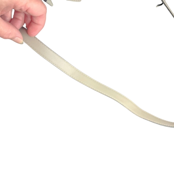 Loulu Crossbody Bag - Picture 8 of 11